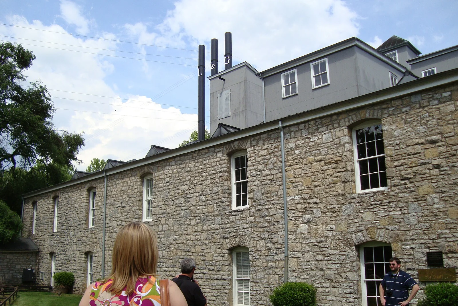 Steingebäude auf dem Gelände der Woodford Reserve Distillery.